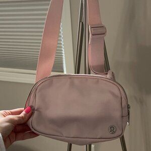 Original Lululemon Everywhere Belt Bag